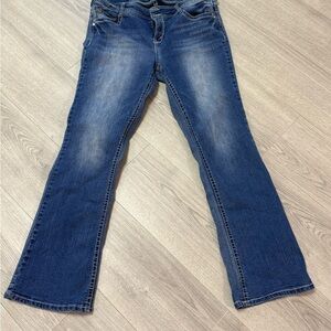 Wallflower Women's Flare Jeans in Deep Blue